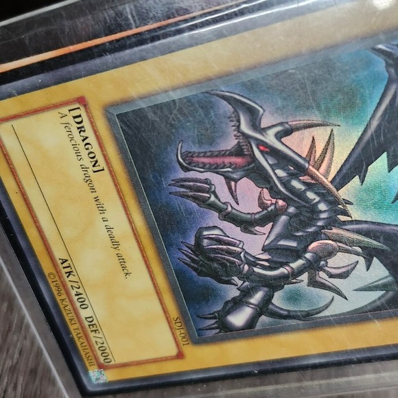 2 Red Eyes B. Dragon-Vintage Red Eyes Black Dragon LIMITED EDITION SECRET RARE - Picture 2 of 6